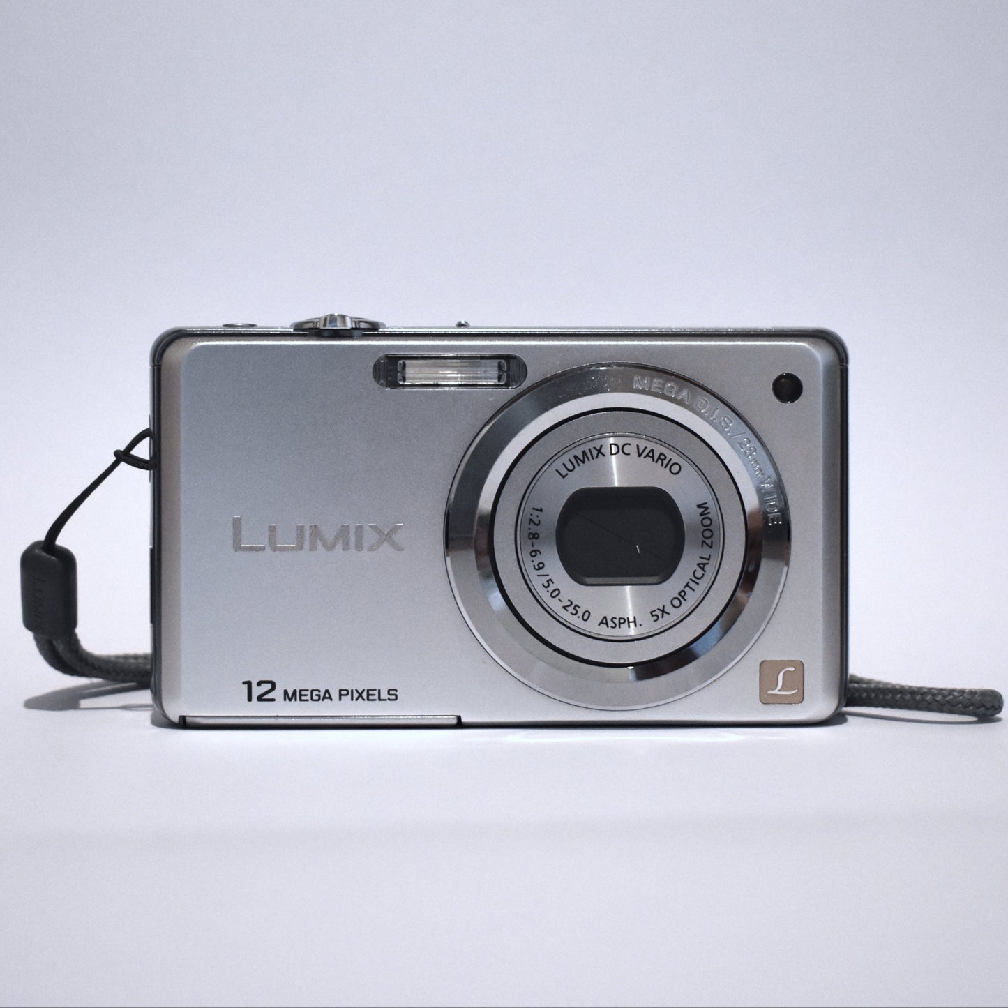 Panasonic Lumix DMC FH1