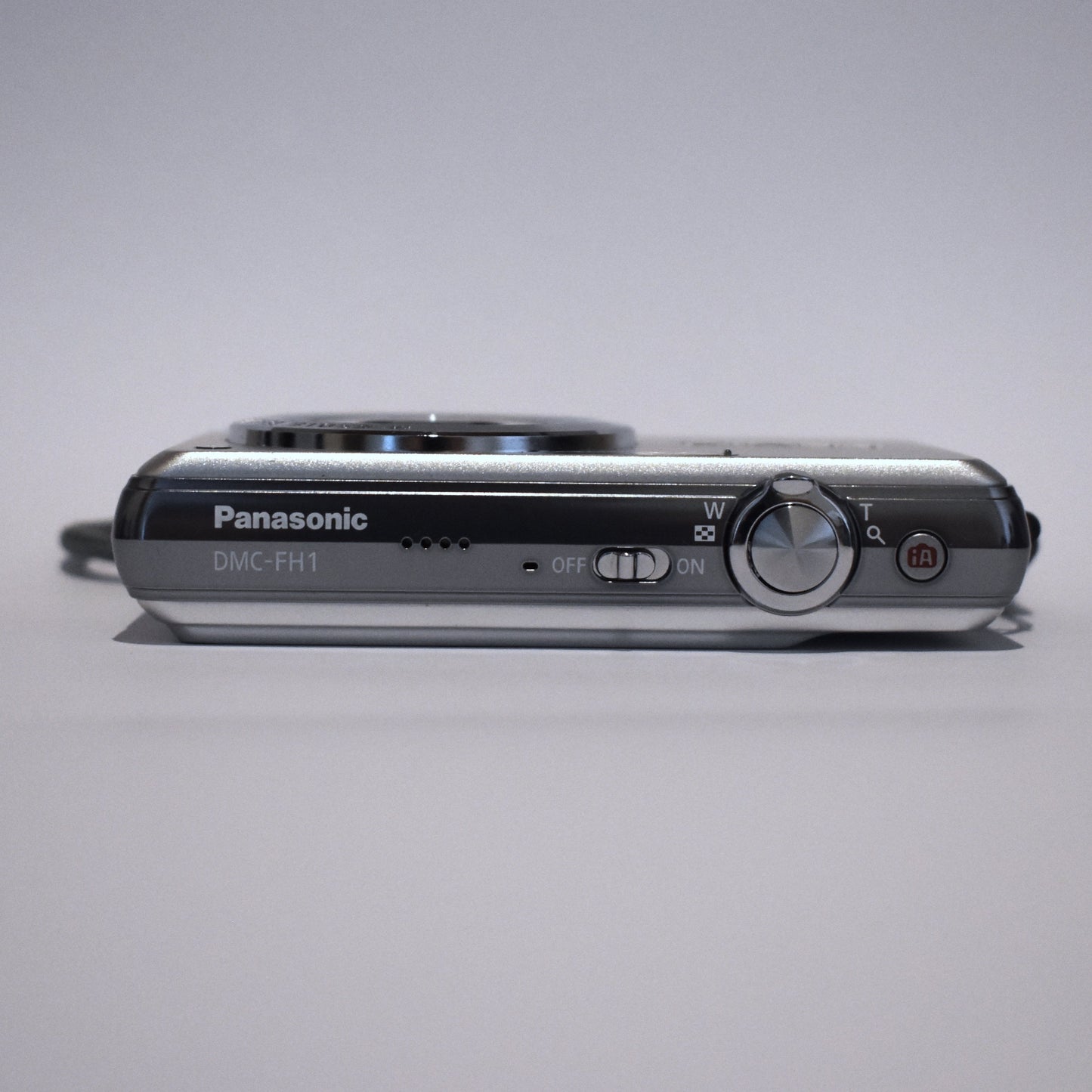 Panasonic Lumix DMC FH1