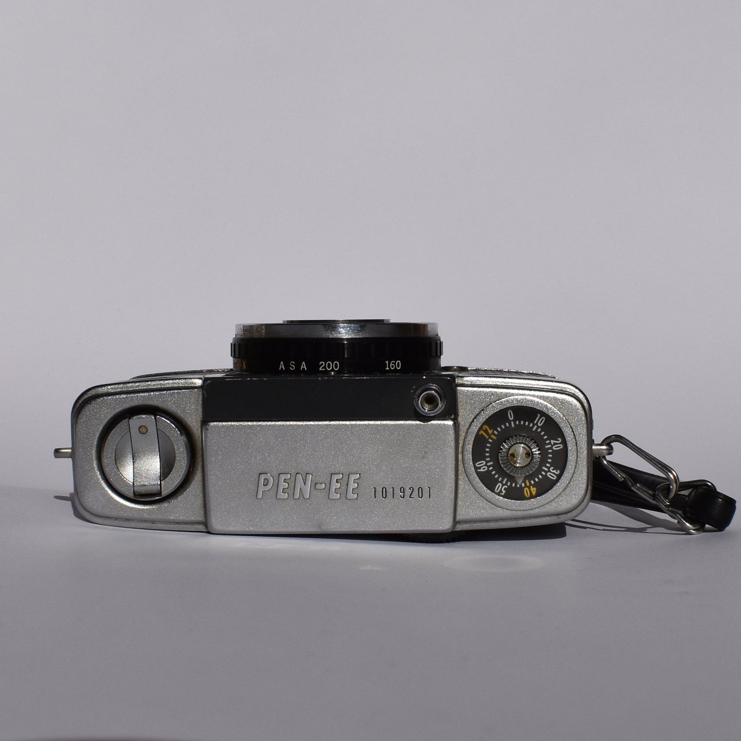 Olympus PEN EE