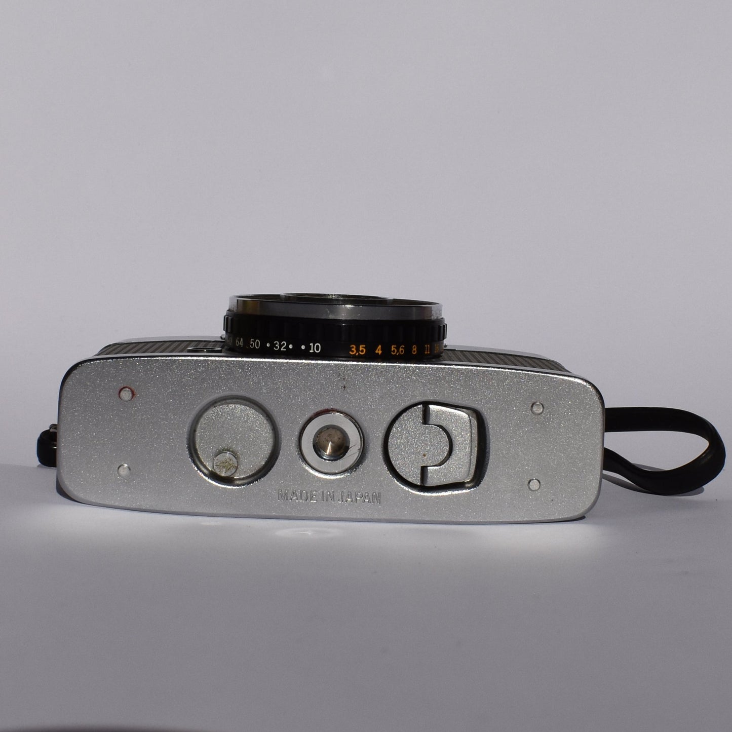 Olympus PEN EE