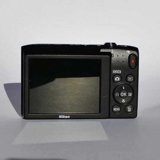 Nikon Coolpix A100