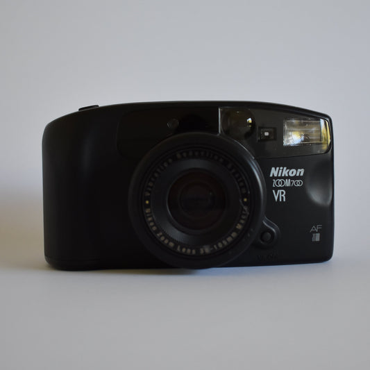 Nikon Zoom 700 VR