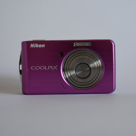 Nikon Coolpix S520
